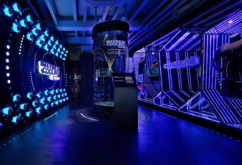 Dự án chiếu sáng LED 3Cinno --- DMX Dải cứng và dải linh hoạt DMX Dành cho Trang trí của Adidas Shop